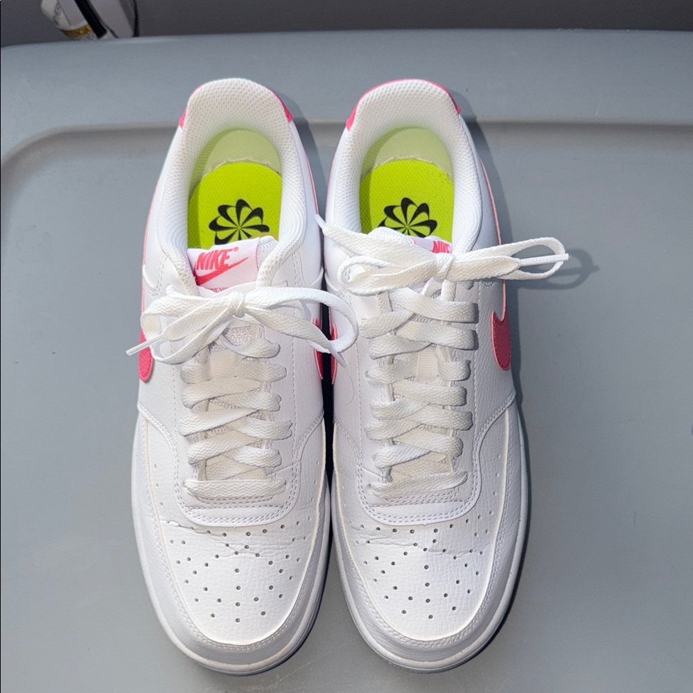 Nike Women's White and Pink Sneakers